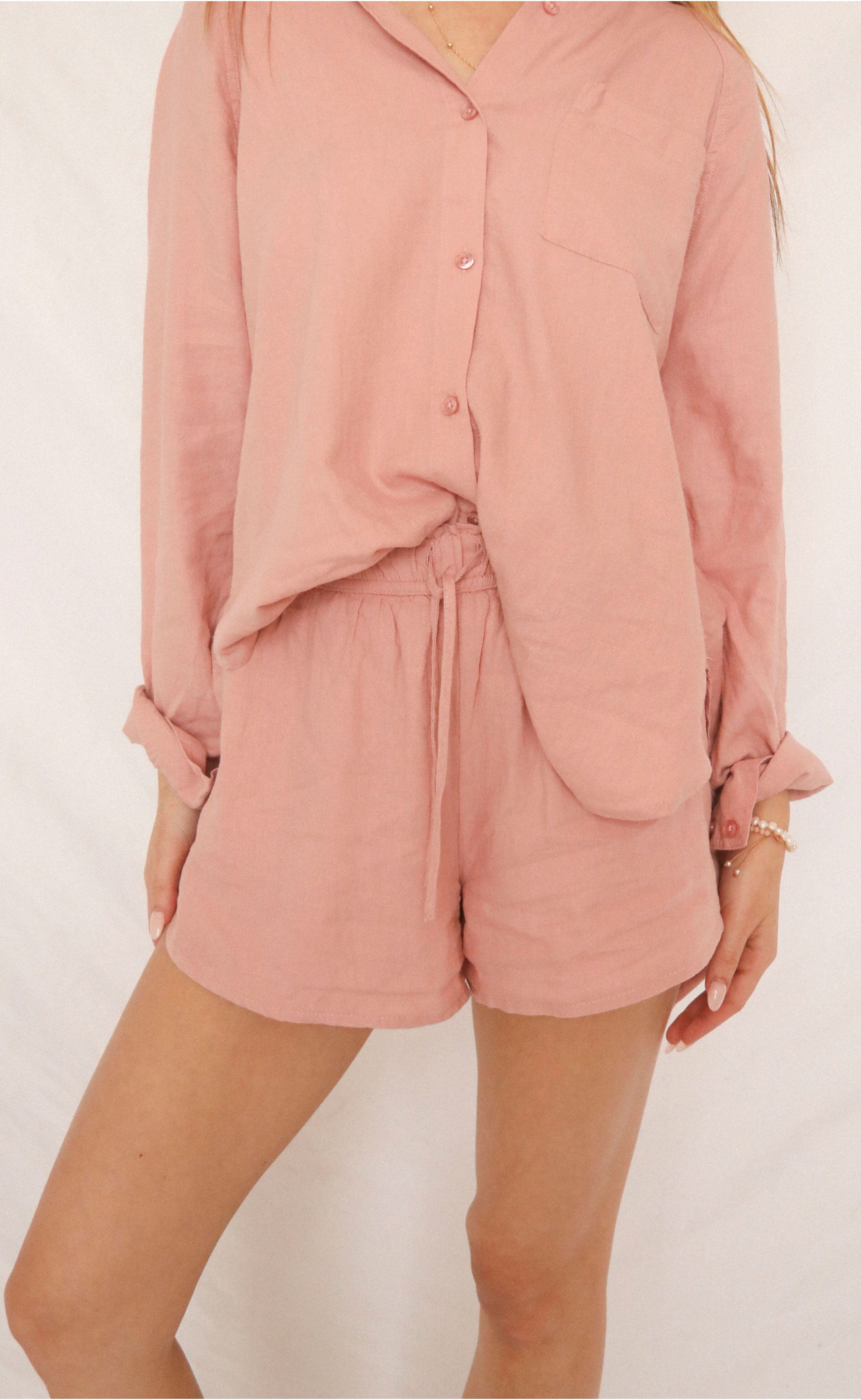 z supply: the perfect linen short - pink smoke